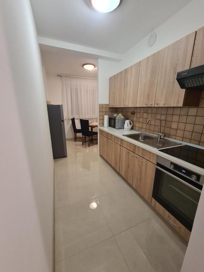 Apartman Yellow - Self Check In أوسييك المظهر الخارجي الصورة